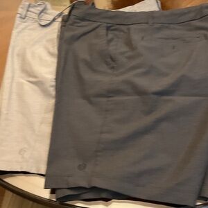 Hang Ten Men's Charcoal and Light Gray Flat Front Shorts